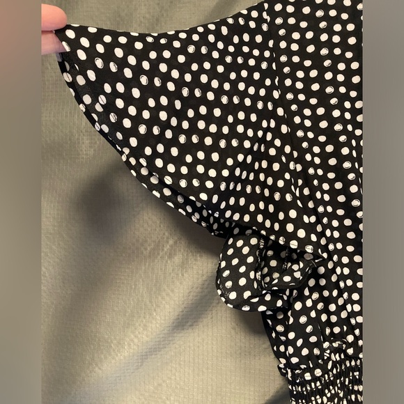 Max Studio Black/White Print Ruffled Maxi Dress w/Smocked Waist - Size Large - Picture 4 of 11